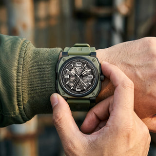 infantry modular 47mm military watch tactical green square on wrist MOD47-A-06