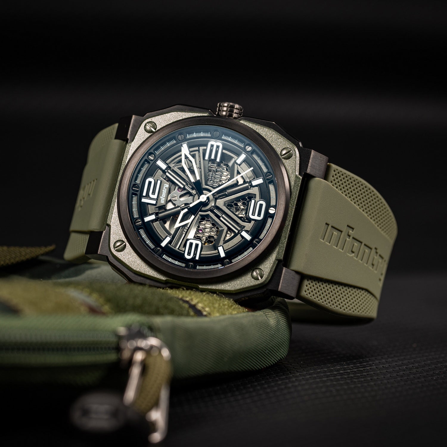 Montre Militaire Homme/Femme Excellanc 47mm à Quartz - Style Pilote, Fond De Stock Neuf